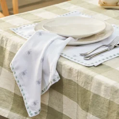 Bees Embroidered Napkins (Set of 4)