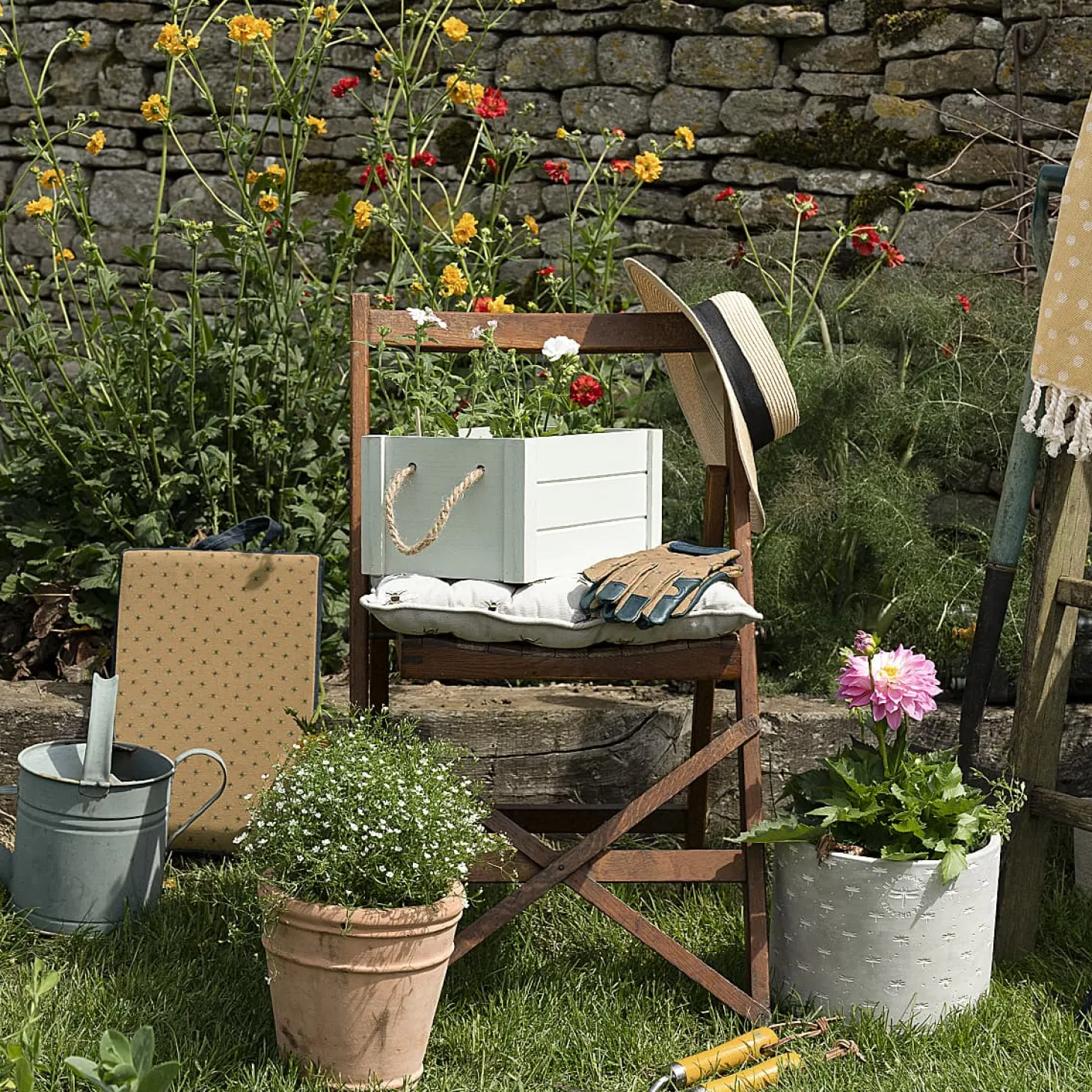 Bees Gardening Kneeler
