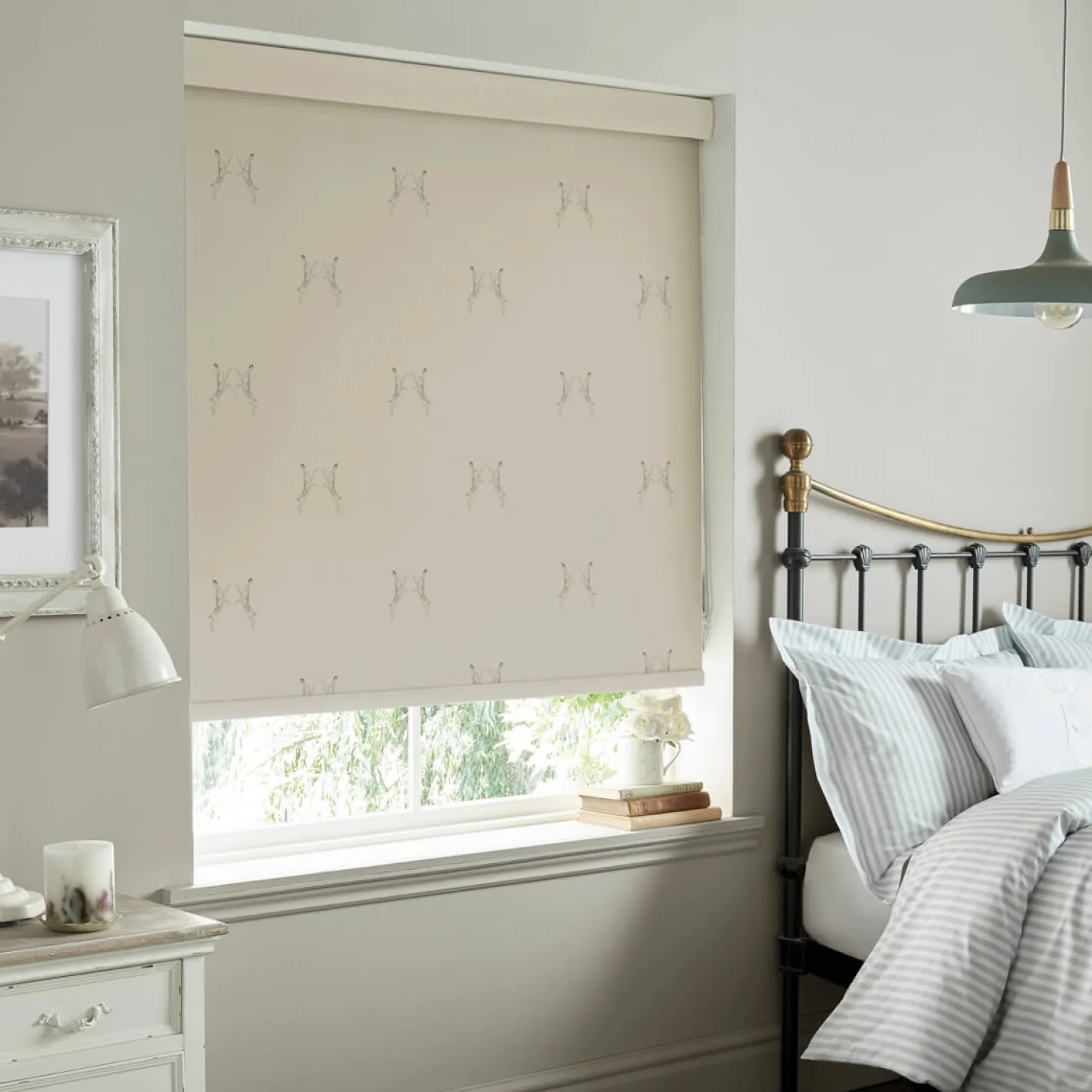 Boxing Hares Natural Made to Measure Roller Blind