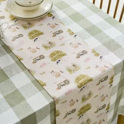 Farm Friends Table Runner