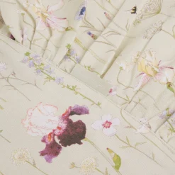 Garden Floral Frill Edge Round Tablecloth