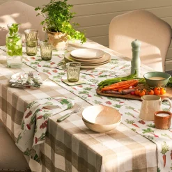 Garden Vegetables Napkins (Set of 4)