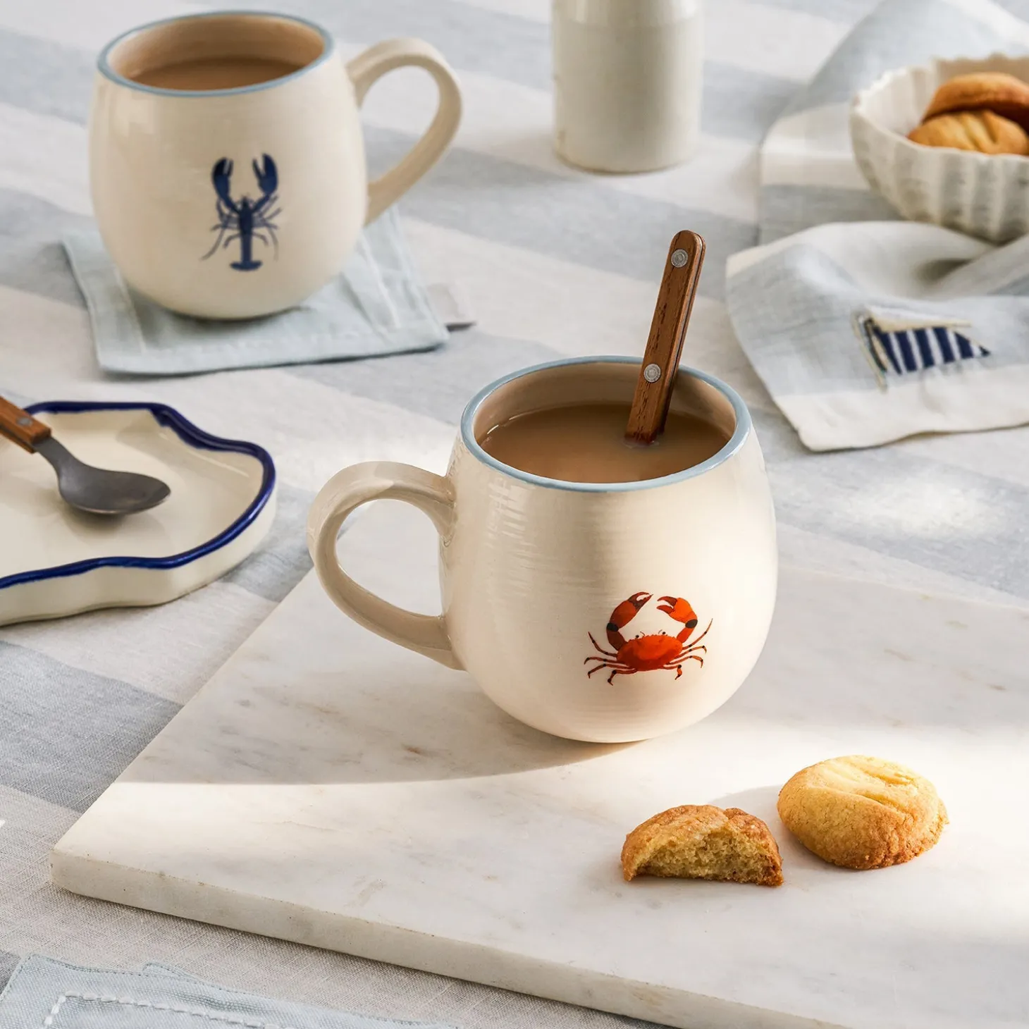 Lobster & Crab Stoneware Mug