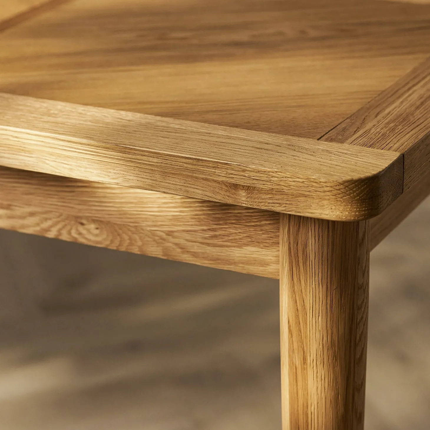 Oakham Rectangular Dining Table