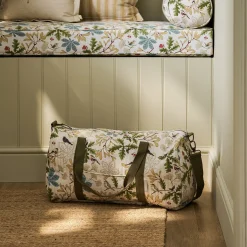 Orchard Birds Quilted Weekend Bag