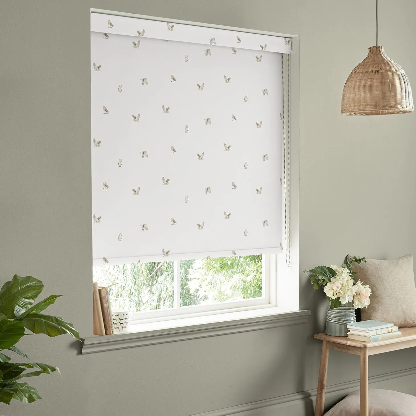 Owls Off White Made to Measure Roller Blind