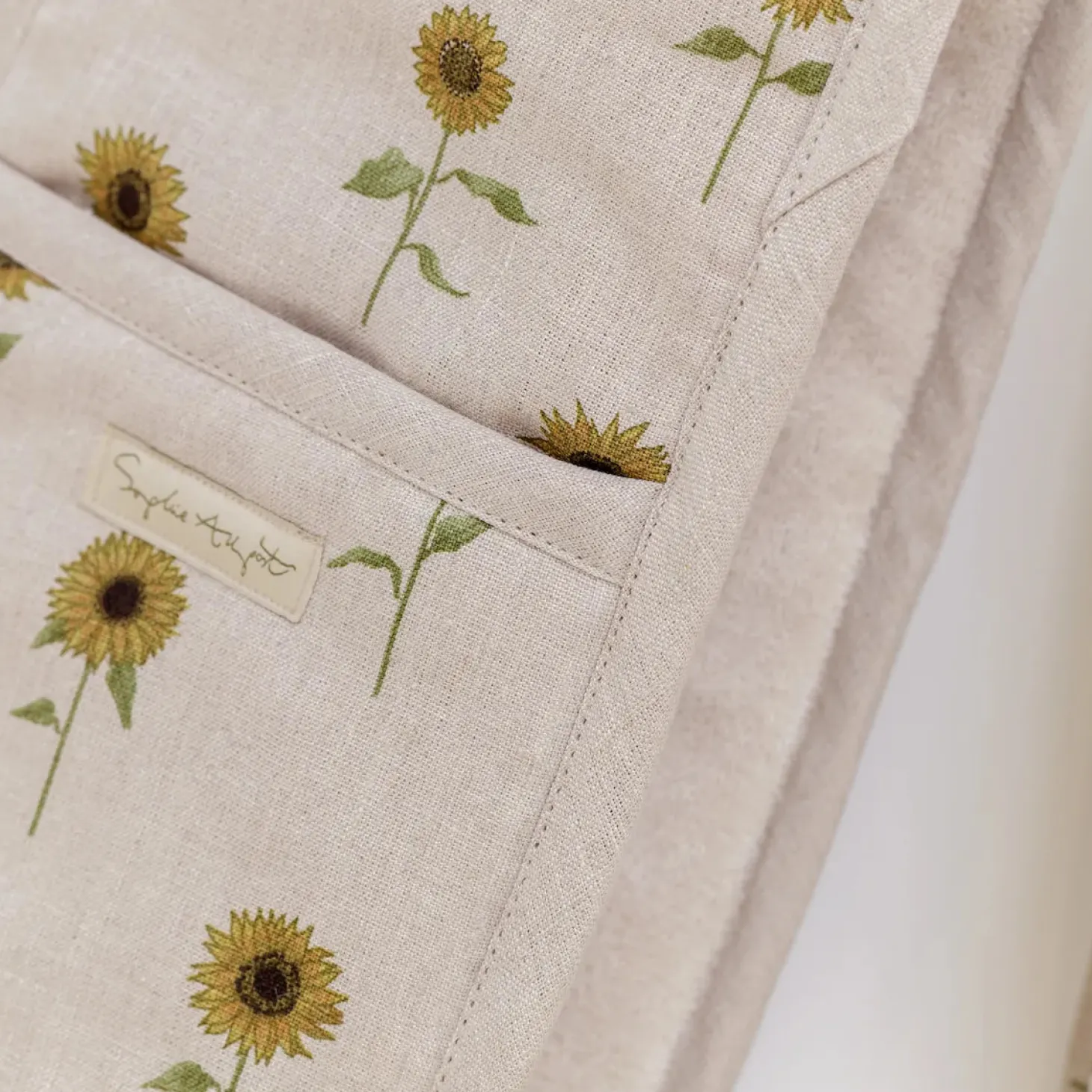 Sunflower Linen Double Oven Glove