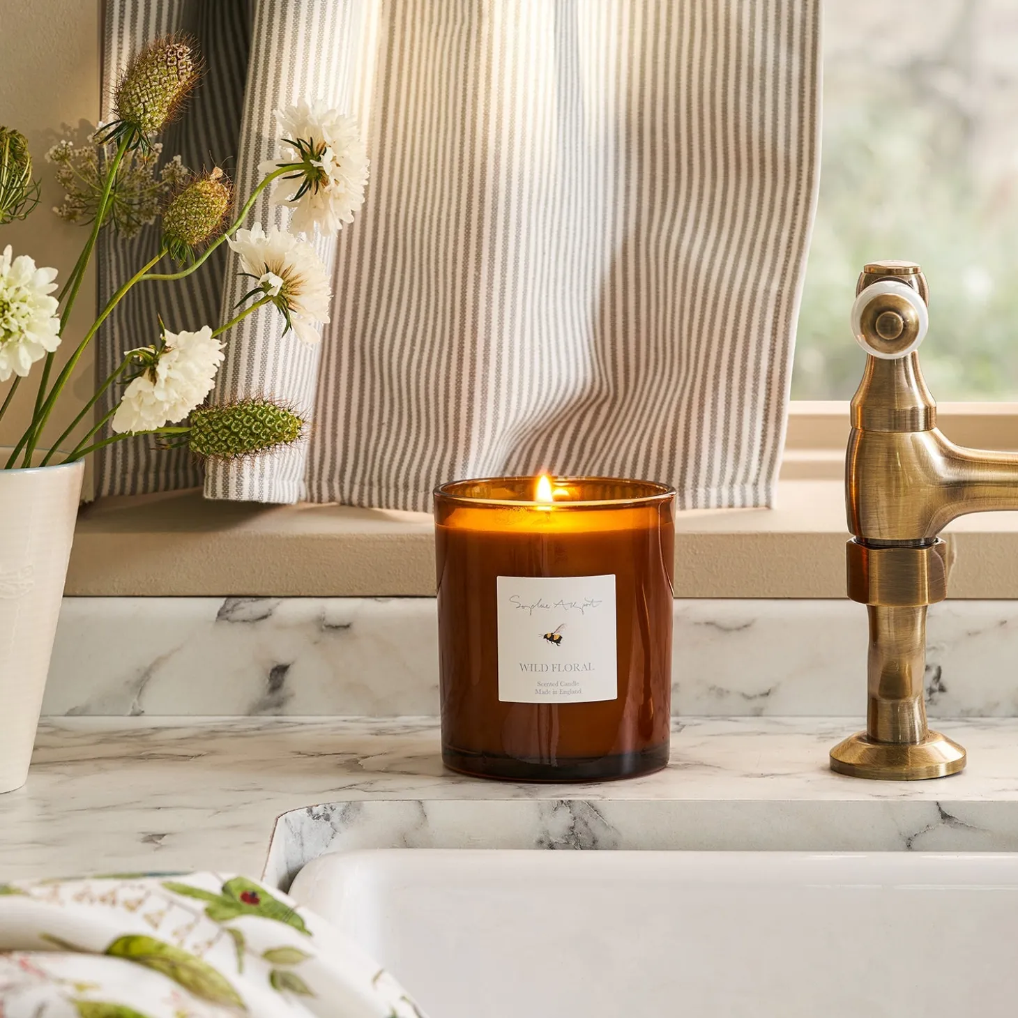 Wild Floral Candle - 220g