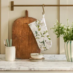 Wild Floral Oven Mitt