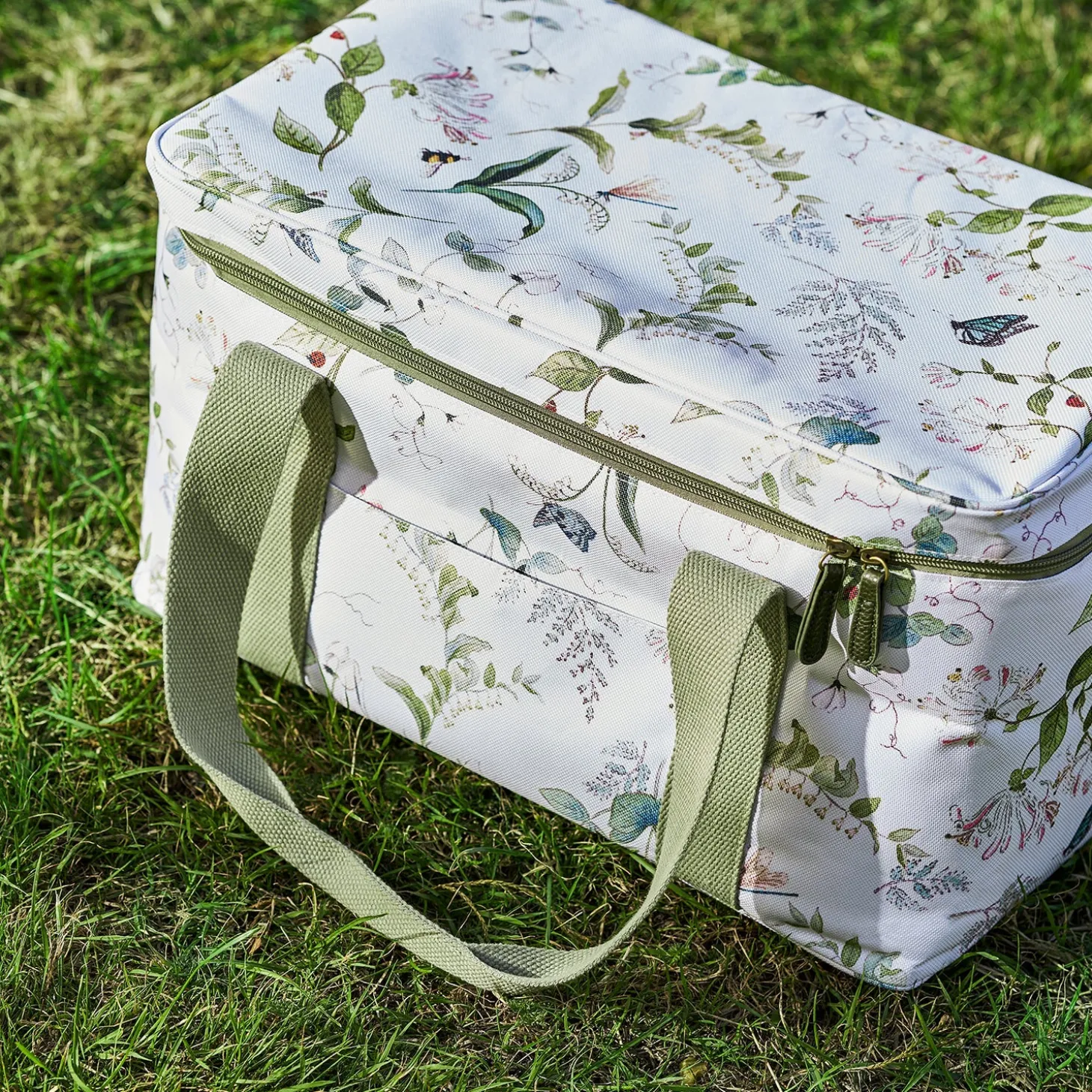 Wild Floral Picnic Bag