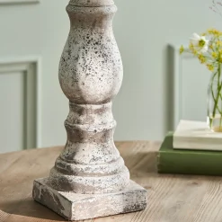 Witham Balustrade Table Lamp